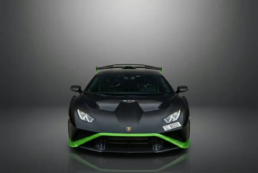 Rent Lamborghini Huracan STO Black 2022 in Dubai — photo 2 of 5