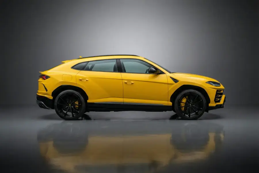 Rent Lamborghini Urus Yellow 2021 in Dubai — photo 2 of 5