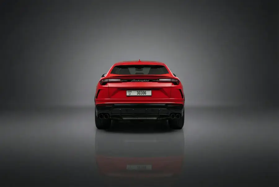 เช่ารถ Lamborghini Urus สีแดง 2022 ในดูไบ — รูปที่ 3 จาก 6