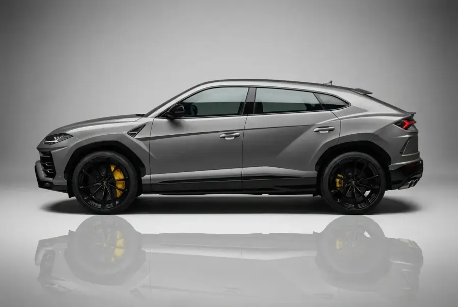 Аренда Lamborghini Urus Серый 2022 в Дубае в аренду в Дубай, ОАЭ — Lamborghini — фото 2 из 4