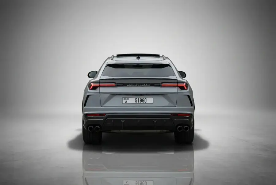Rent Lamborghini Urus Grey 2020 in Dubai — photo 3 of 5