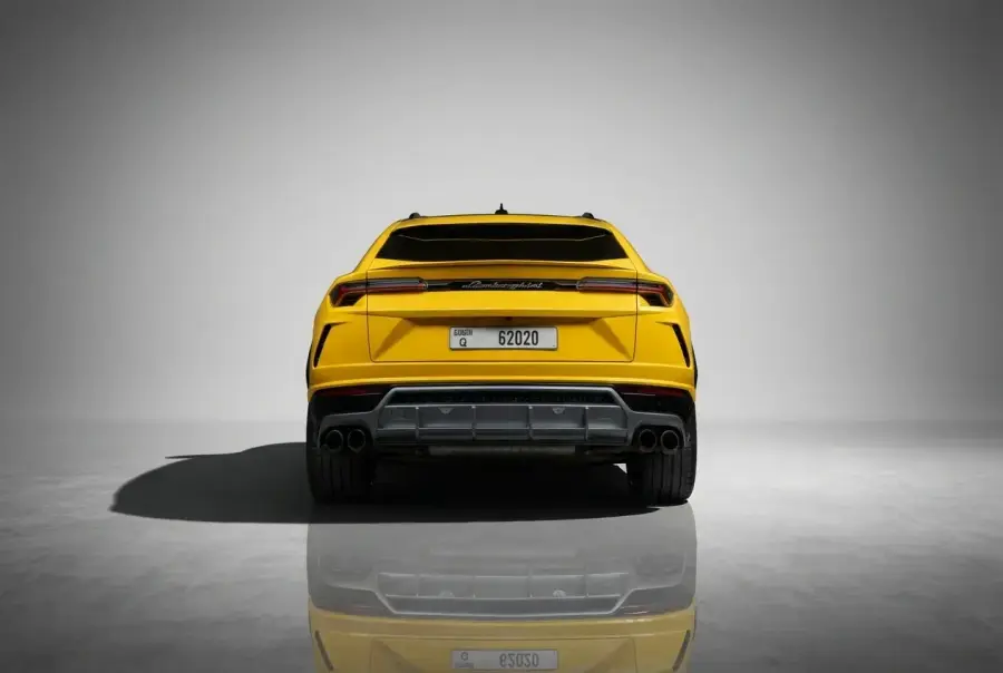 Аренда Lamborghini Urus Белый 2021 в Дубае в аренду в Дубай, ОАЭ — Lamborghini — фото 4 из 7