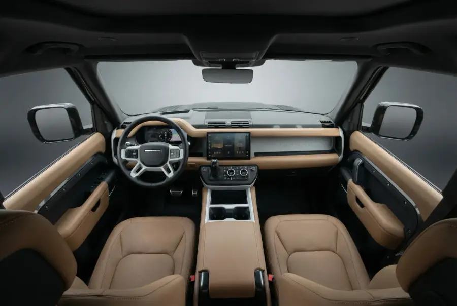 Rent Land Rover Defender Grey 2025 in Dubai — photo 4 of 4