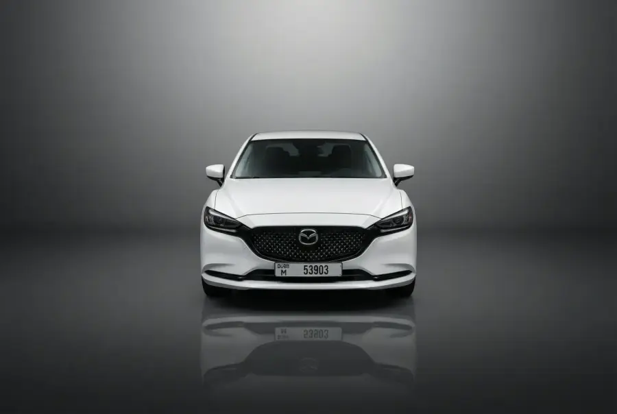 在迪拜租赁2024年白色马自达6 — Mazda — 第 1 张，共 3 张