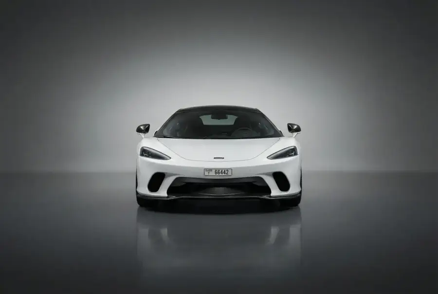 Rent McLaren GT White 2025 in Dubai — Mclaren — photo 5 of 8