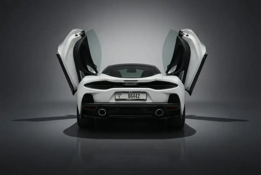Rent McLaren GT White 2025 in Dubai — Mclaren — photo 6 of 8