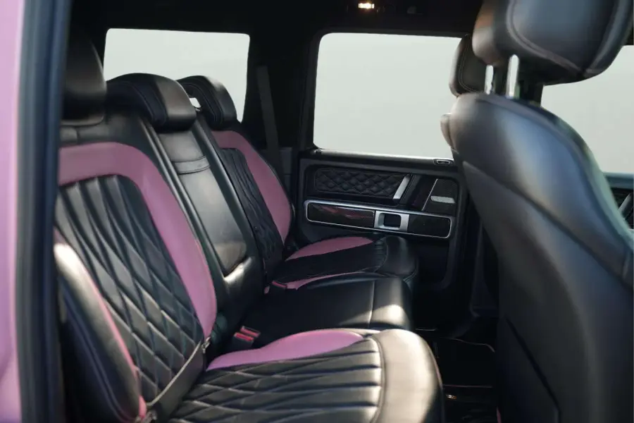 Rent Mercedes-Benz G500 Pink 2021 in Dubai — photo 11 of 11