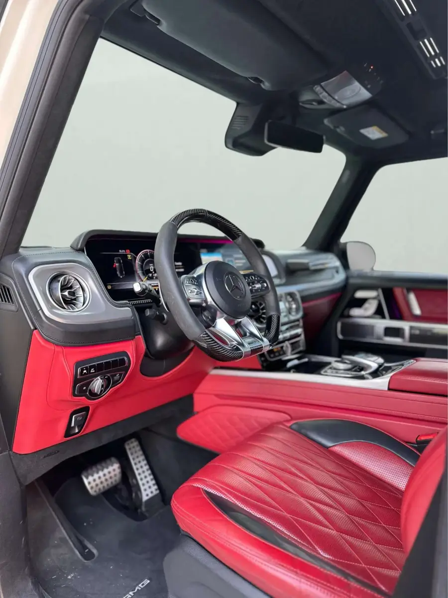 Rent Mercedes-Benz G63 White 2020 in Dubai — photo 4 of 6