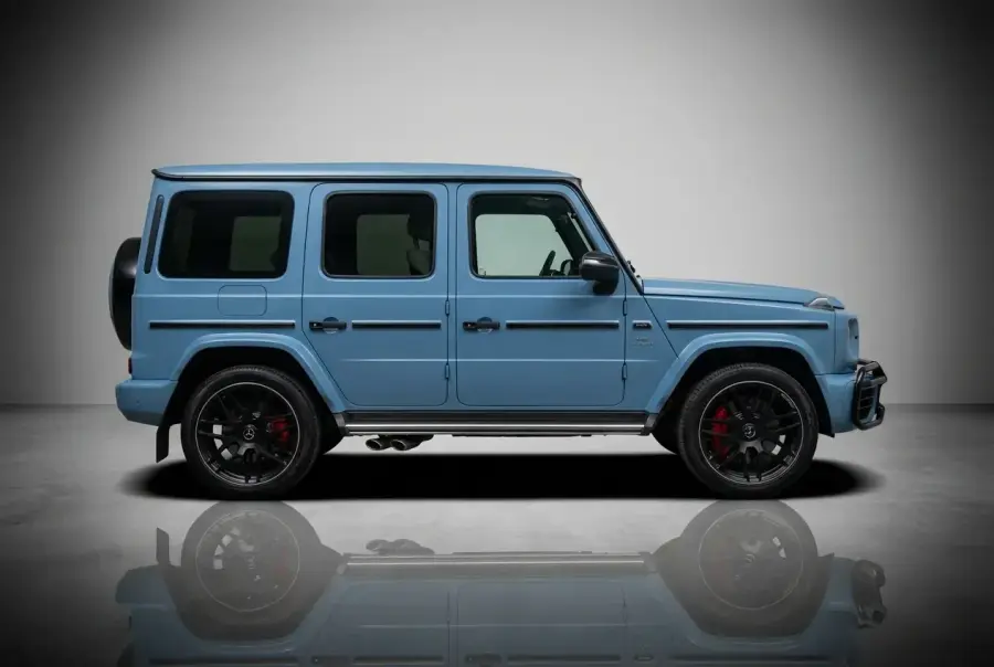 Rent Mercedes-Benz G63 Blue 2022 in Dubai — photo 2 of 4