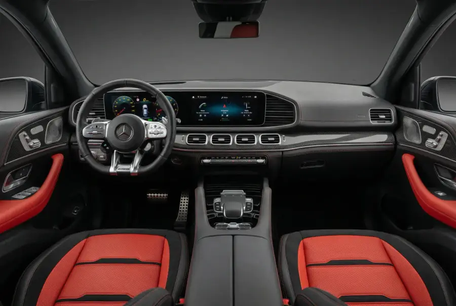 Rent Mercedes-Benz GLE 53 Black 2022 in Dubai — photo 4 of 4