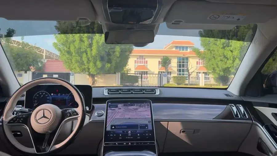 Rent Mercedes-Benz S500 Black 2021 in Dubai — photo 5 of 7