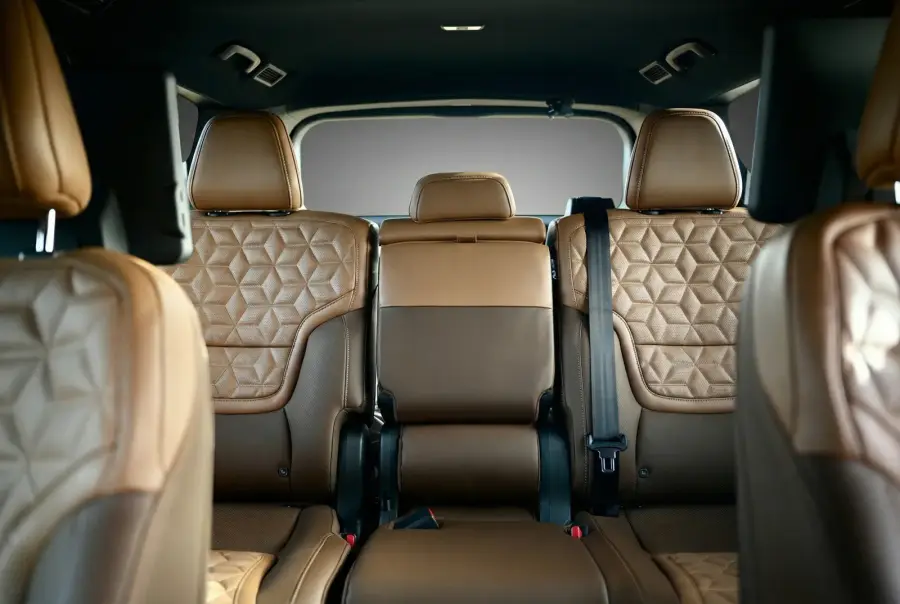 Rent Nissan Patrol Black 2025 in Dubai — photo 7 of 7