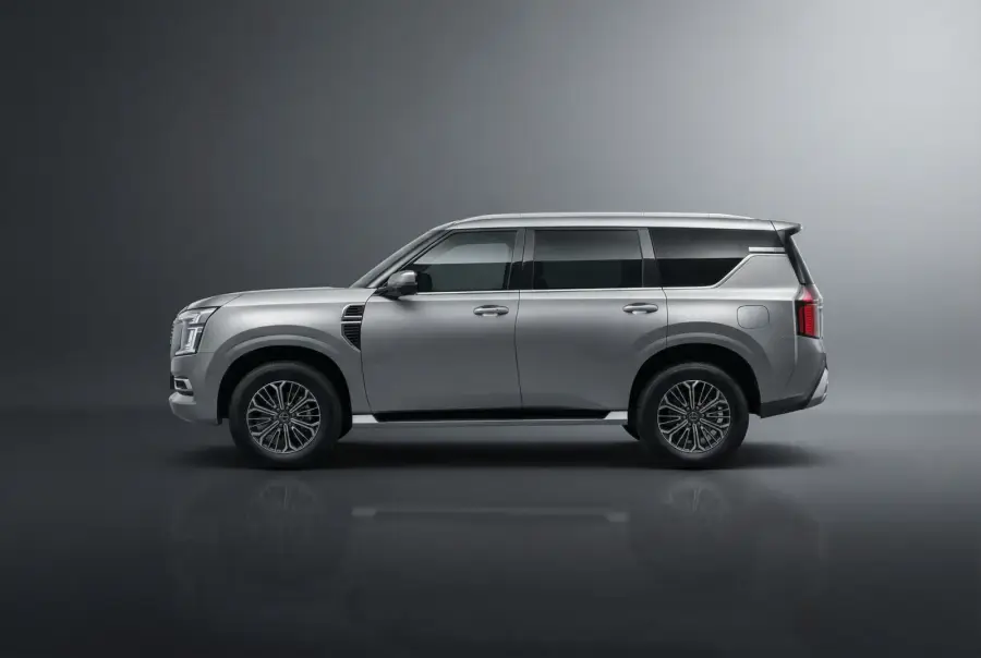 Rent Nissan Patrol Grey 2025 in Dubai — photo 3 of 7