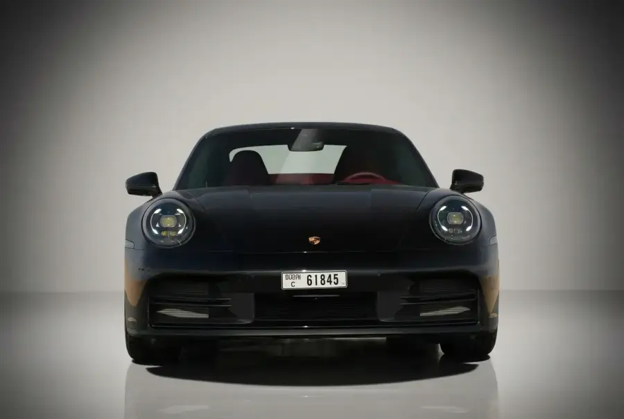 Rent Porsche 911 Carrera Black 2025 in Dubai — photo 3 of 9