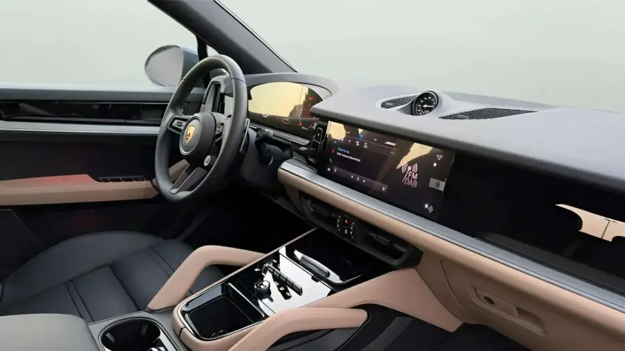 Rent Porsche Cayenne Grey 2024 in Dubai — photo 4 of 5