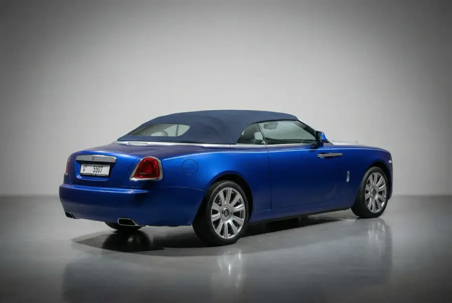 Rent Rolls-Royce Dawn Blue 2016 in Dubai — photo 6 of 6