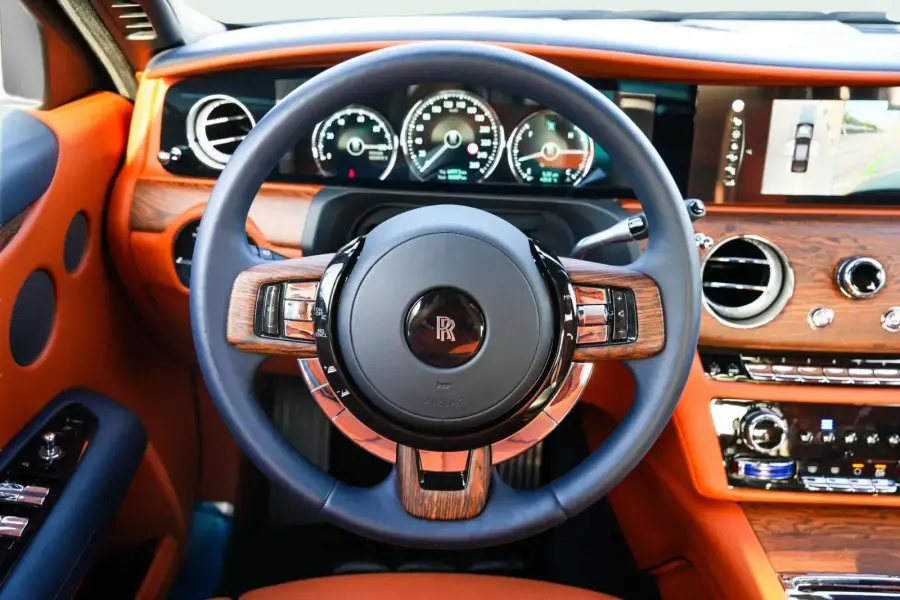 Rent Rolls-Royce Ghost Blue 2024 in Dubai — photo 9 of 10