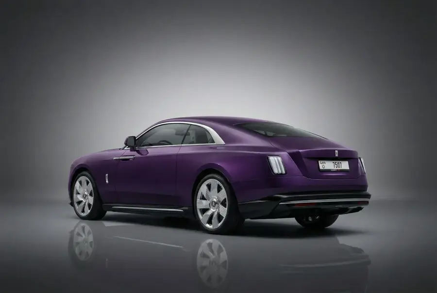 Rent Rolls-Royce Spectre Violet 2024 in Dubai — photo 4 of 7
