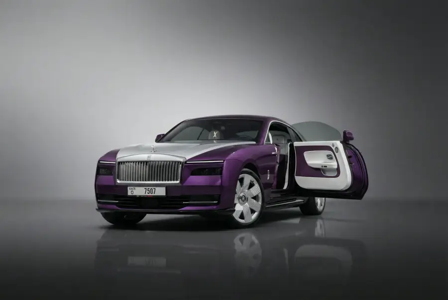 Rent Rolls-Royce Spectre Violet 2024 in Dubai — photo 5 of 7