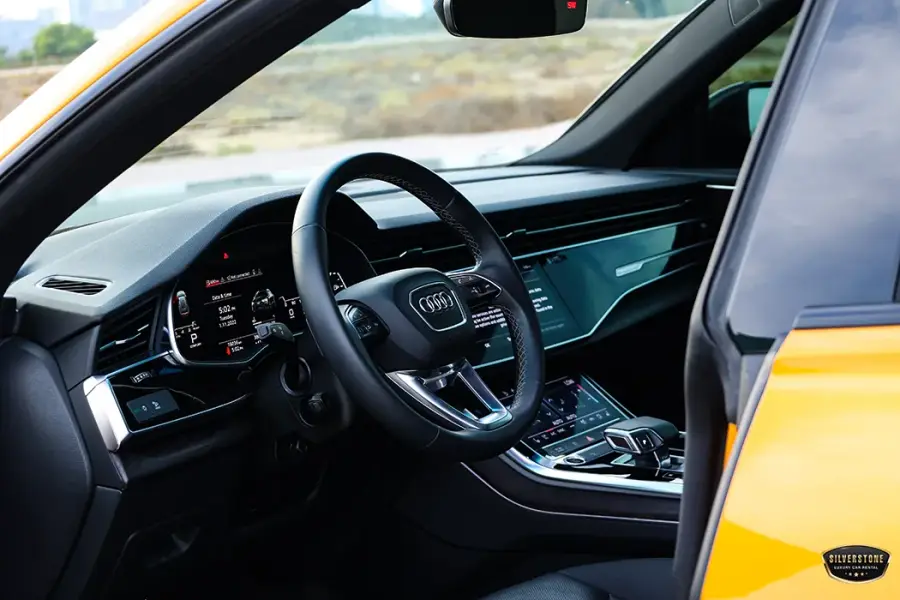 Rent Audi Q8 2021 in Dubai — photo 10 of 10