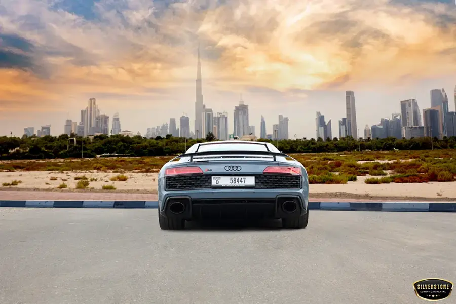 Rent Audi R8 Coupe 2022 in Dubai — photo 5 of 10
