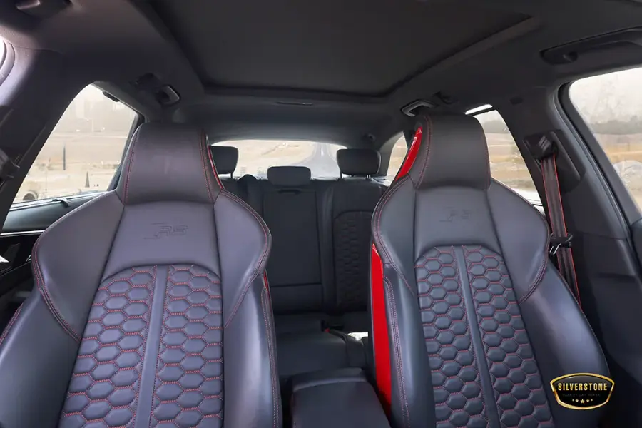 Rent Audi RS4 Performance in Dubai — photo 12 of 12