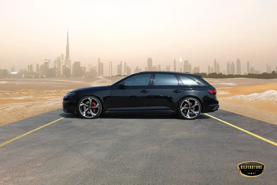 Rent Audi RS4 Performance in Dubai — photo 6 of 12