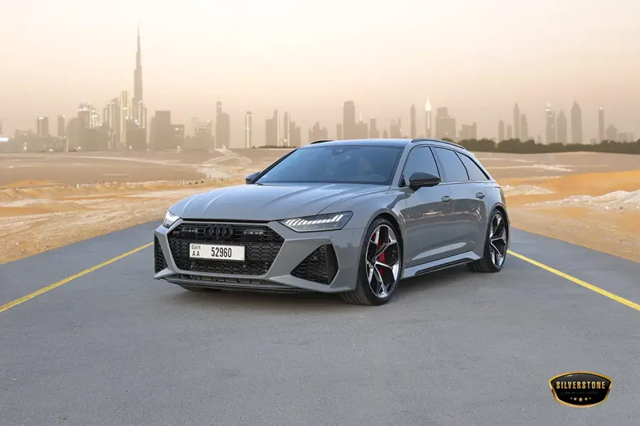 Rent Audi RS6 2024 in Dubai — photo 7 of 14