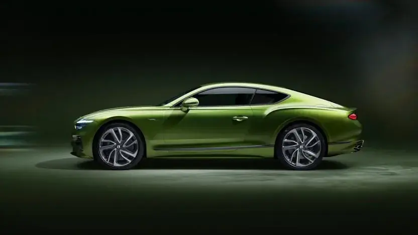 Rent Bentley Continental GT in Dubai — photo 2 of 5