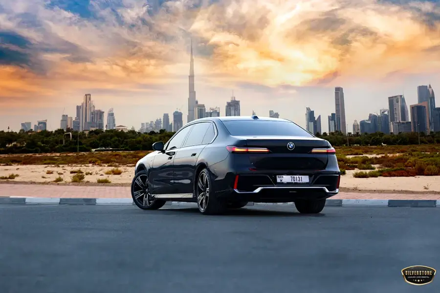 Rent BMW 735i 2023 in Dubai — photo 5 of 10