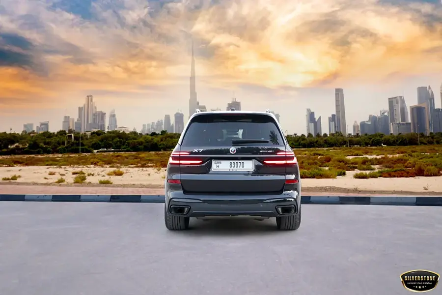 Rent BMW X7 2023 in Dubai — photo 4 of 9