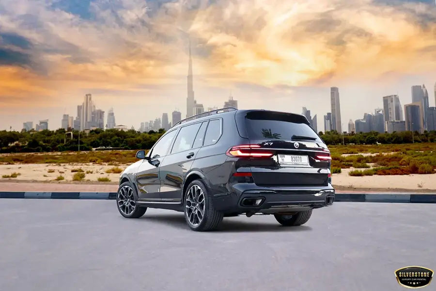 Rent BMW X7 2023 in Dubai — photo 5 of 9
