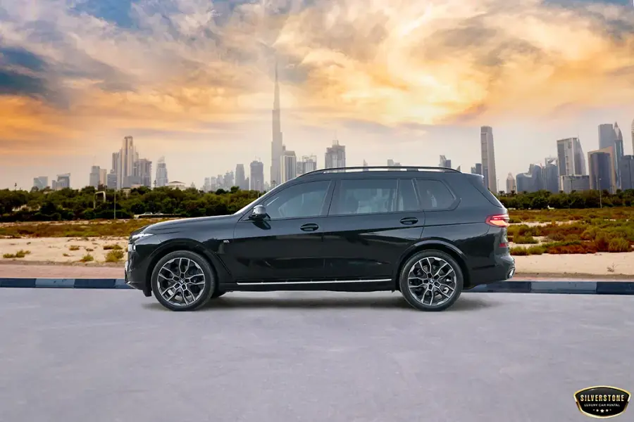 Rent BMW X7 2023 in Dubai — photo 6 of 9