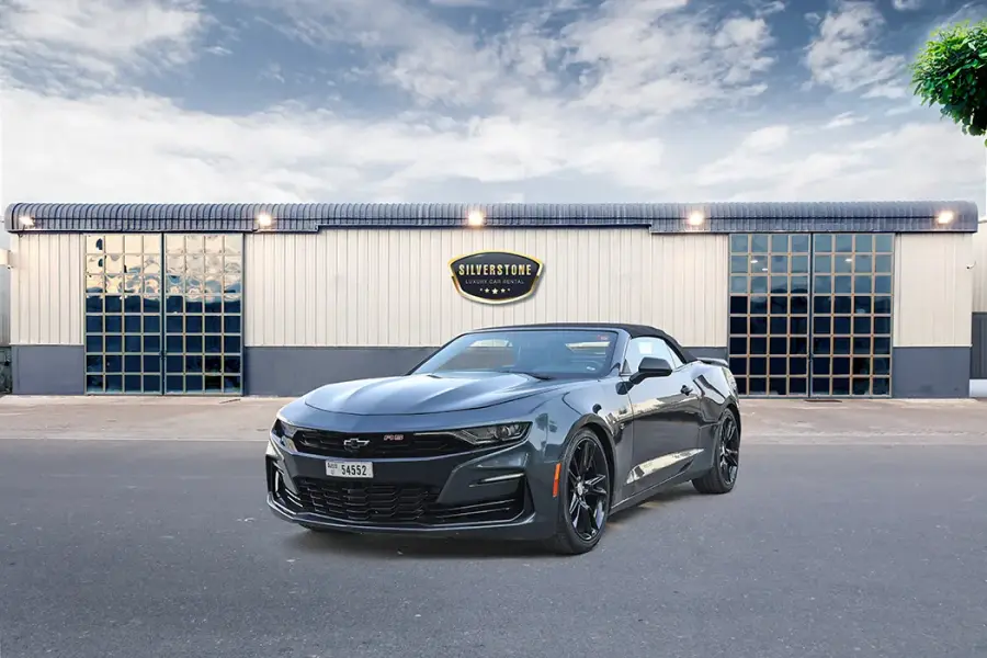 Rent Chevrolet Camaro Convertible 2021 in Dubai — photo 6 of 11