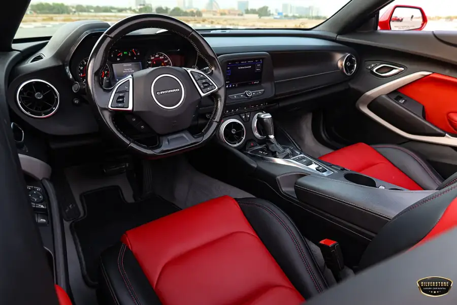 Rent Chevrolet Camaro Convertible 2021 in Dubai — photo 8 of 11