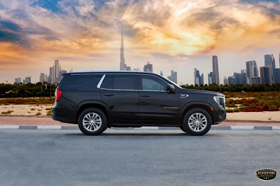 Rent GMC Yukon 2022 in Dubai — photo 2 of 9
