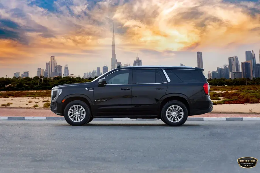Rent GMC Yukon 2022 in Dubai — photo 5 of 9