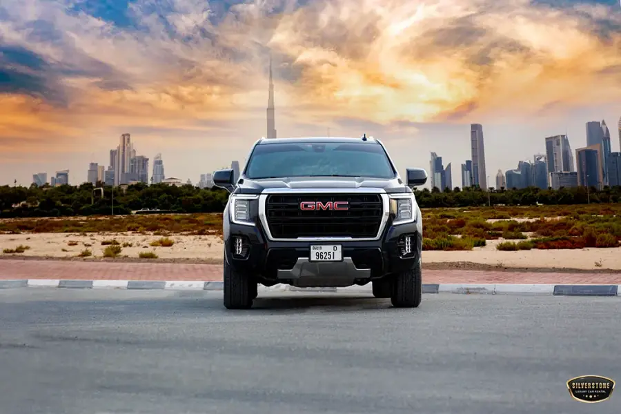 Rent GMC Yukon 2022 in Dubai — photo 6 of 9