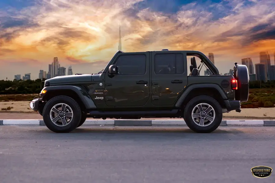 Rent Jeep Wrangler in Dubai — photo 6 of 9