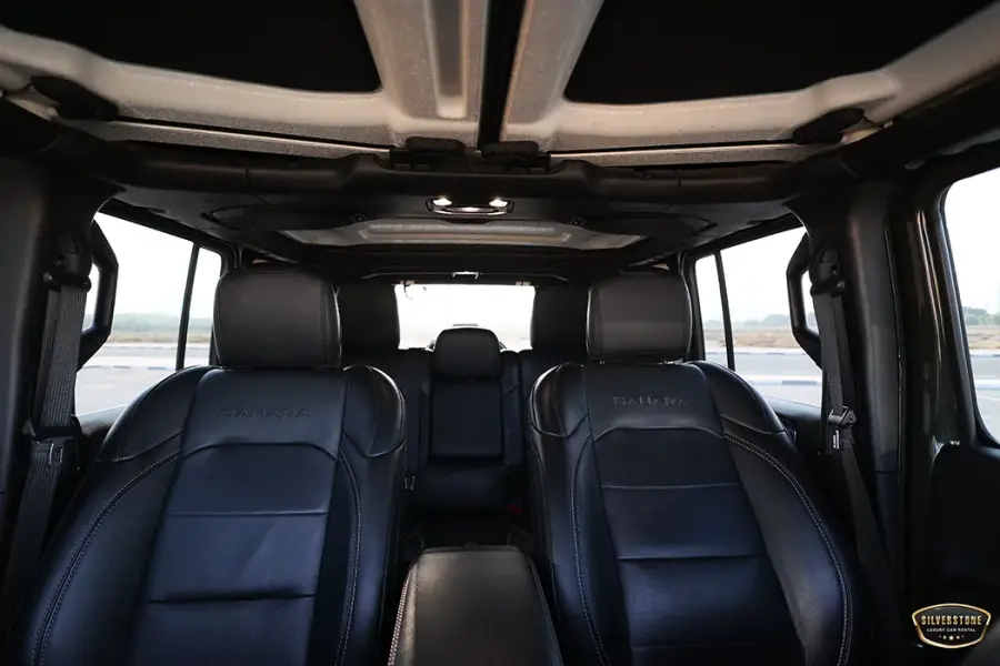 Rent Jeep Wrangler in Dubai — photo 9 of 9