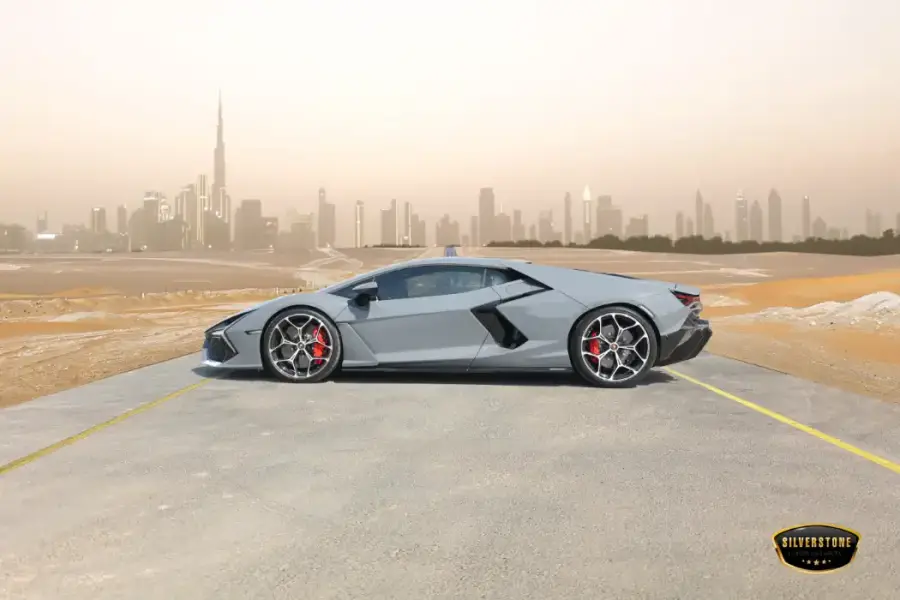 Rent Lamborghini Revuelto Coupe in Dubai — photo 7 of 13