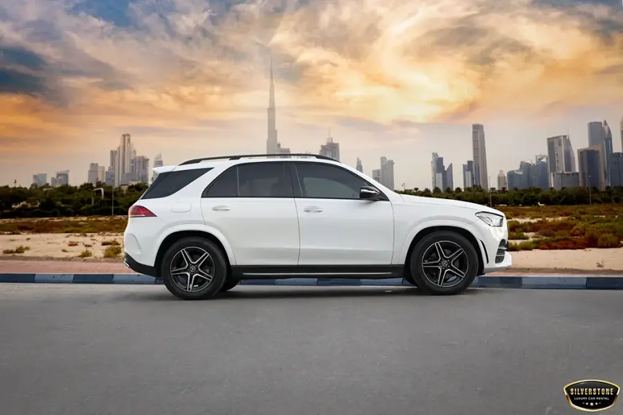 Rent Mercedes Benz GLE 450 in Dubai — Mercedes-Benz — photo 3 of 10
