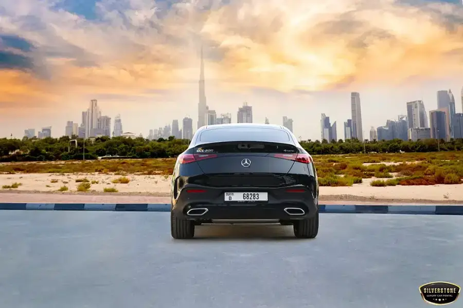 Rent Mercedes GLC 200 Black in Dubai — Mercedes-Benz — photo 4 of 10