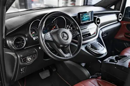 Rent Mercedes Van V Class in Dubai — Mercedes-Benz — photo 4 of 7