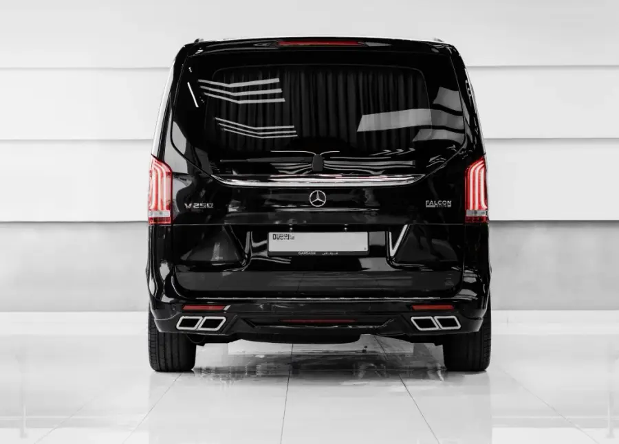 Rent Mercedes Van V Class in Dubai — Mercedes-Benz — photo 7 of 7