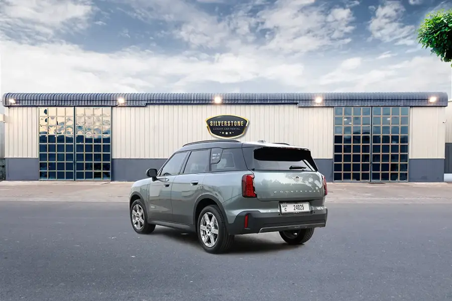Rent Mini Cooper Countryman 2024 in Dubai — photo 5 of 11