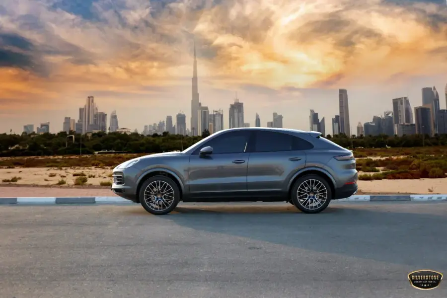 Rent Porsche Cayenne in Dubai — photo 3 of 5