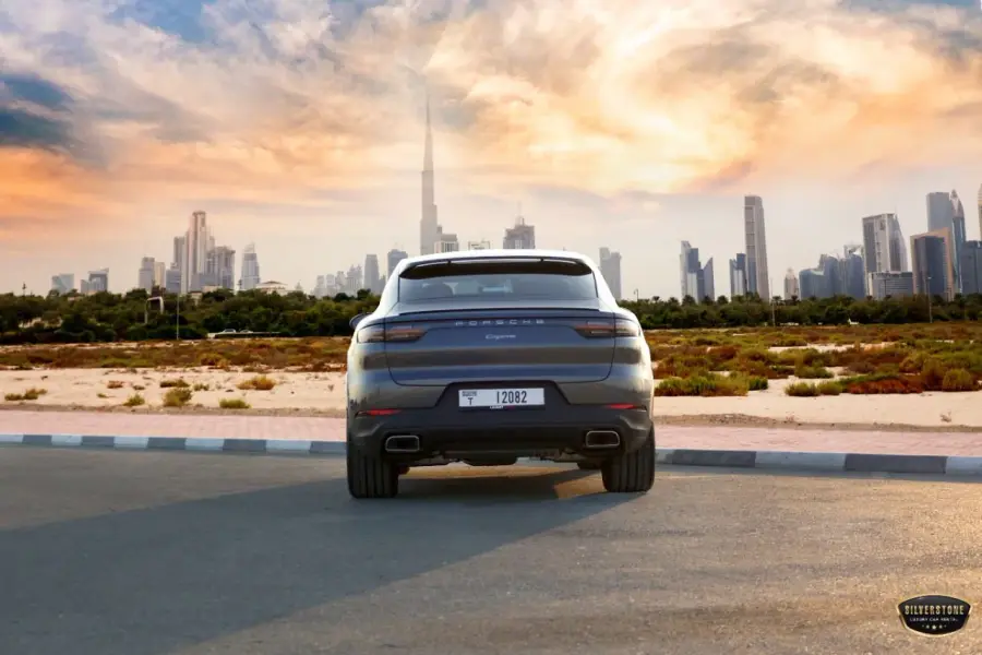 Rent Porsche Cayenne in Dubai — photo 5 of 5