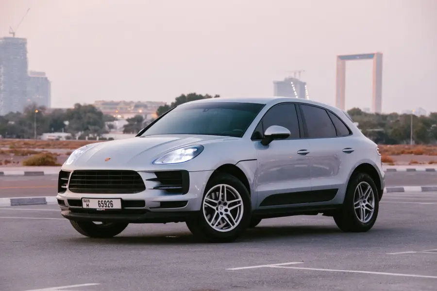 Rent Porsche Macan Turbo in Dubai — photo 2 of 4
