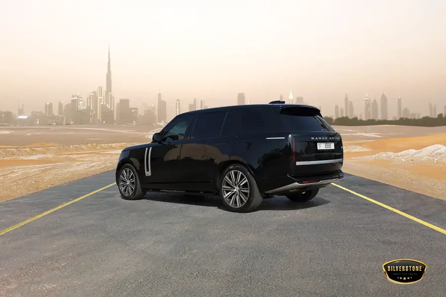Rent Range Rover Vogue Autobiography Long 2023 in Dubai — photo 5 of 11